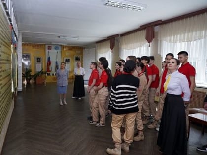 Радмила Пекпеева провела экскурсию  для учащихся Кадетской школы №4 г.Горно-Алтайска