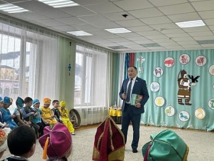 Весёлые песни, игры, шутки, смех звучали на празднике  Чага-Байрам игры,