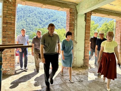 Андрей Турчак: Подрядчик готов завершить капремонт Чергинской школы досрочно