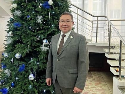 Поздравление Э.А.Ялбакова с наступающим Новым годом