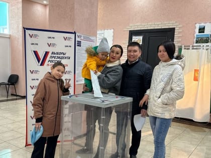 Врачи-участники СВО проголосовали в Республике Алтай