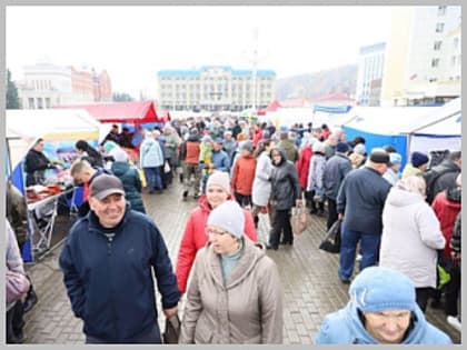 Сельскохозяйственная ярмарка в Горно-Алтайске