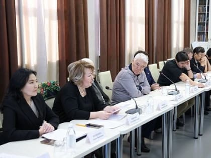 Наталья Екеева приняла участие в заседании совета по искусству и культуре