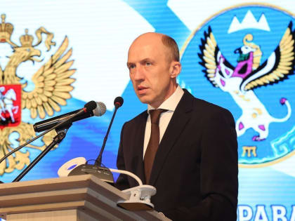 Работников местного самоуправления поздравили в регионе