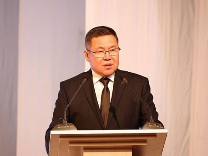 Поздравление Эжера Ялбакова с Международным женским днём