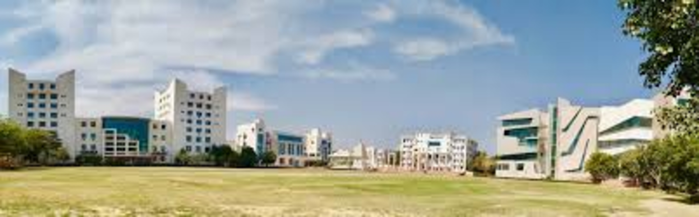 Suresh Gyan Vihar University college image