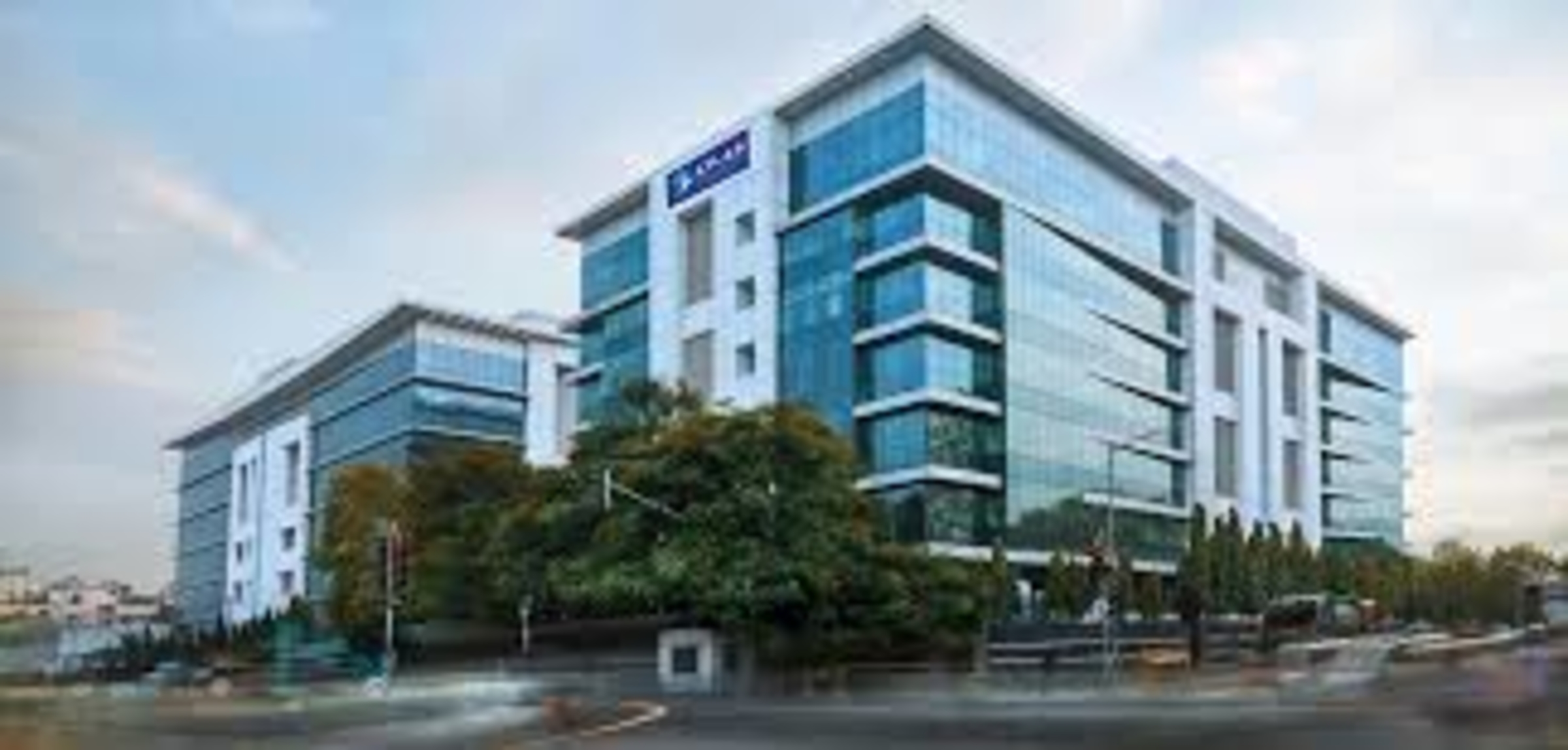 Atlas SkillTech University college image