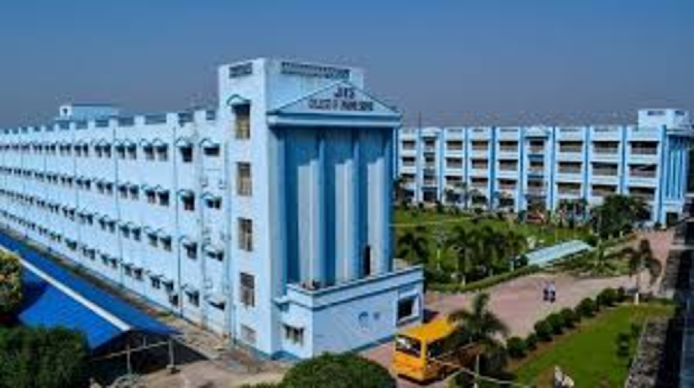 JIS University college image