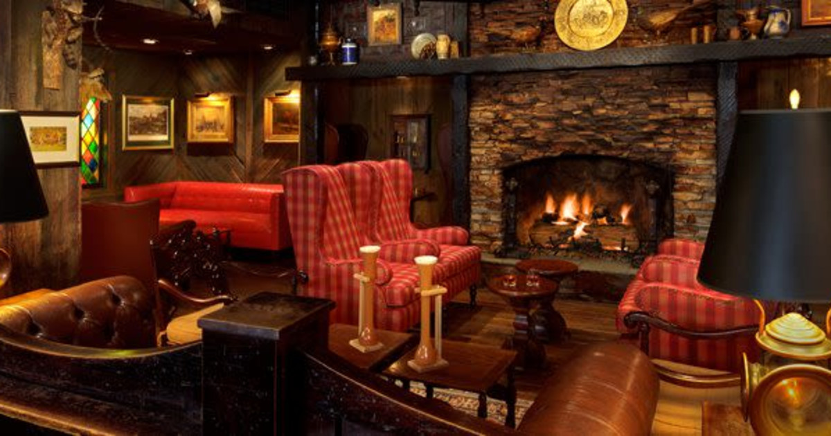 The 10 Coziest Bars in St. Louis