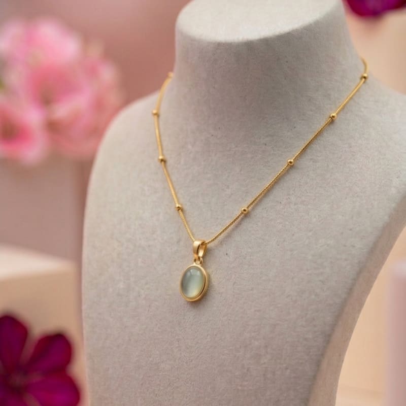 COLLAR CON PIEDRA EFECTO JADE