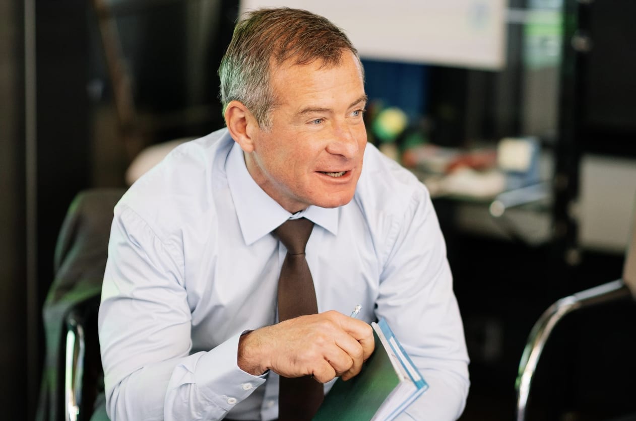 Grigory Berezkin led the management of Kolenergo through ESN Group from 2000 to 2003