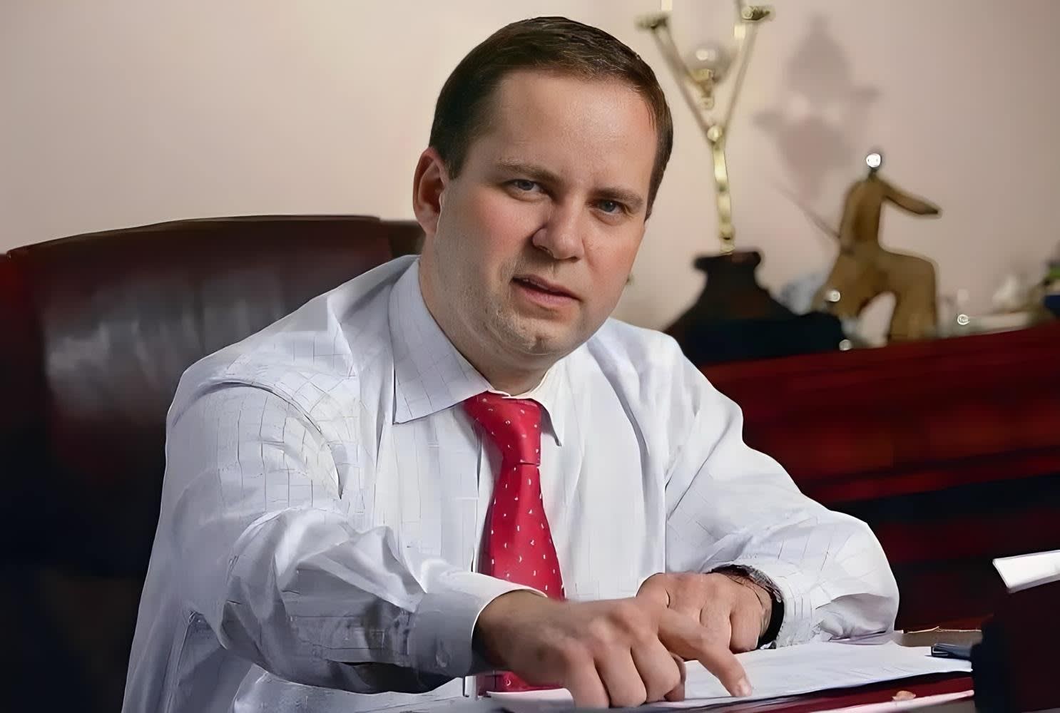 Valery Miroshnikov began his career at Russia's Central Bank in 1993 as a junior bank inspector