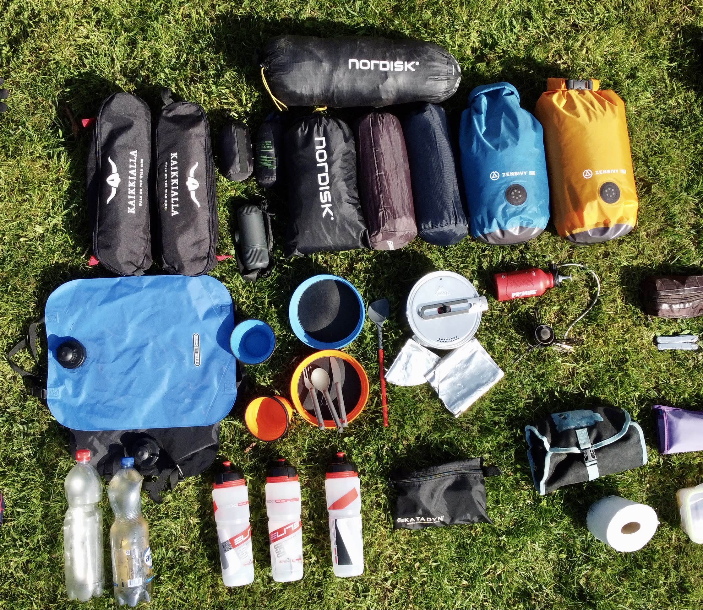 Camping Ausrüstung für Anfänger: Die komplette Liste für deinen ersten Trip