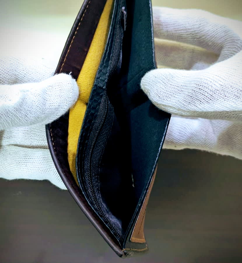 Bibosi Style bifold wallet image 4