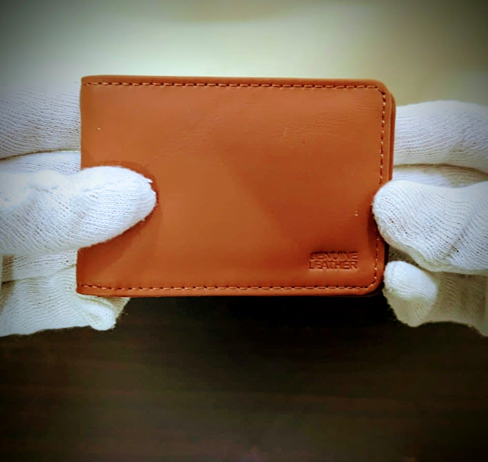 Classic Tan Leather Bifold image 2