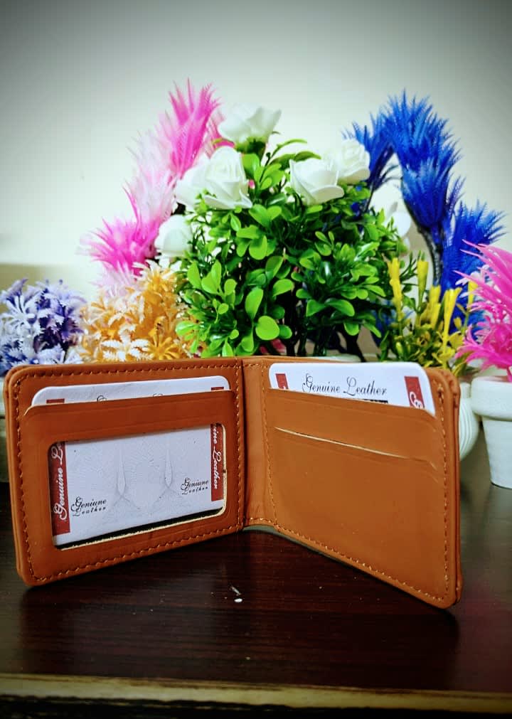 Classic Tan Leather Bifold image 5