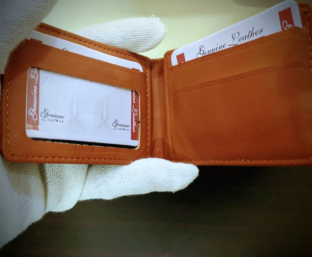 Classic Tan Leather Bifold image 4