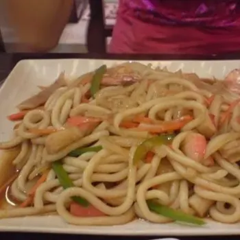 Shanghai Seafood Fried Udon