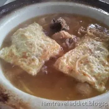 Sweet And Hot Drunken Wine Soup