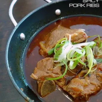 Spicy Pork Ribs Claypot (辛辣排骨)