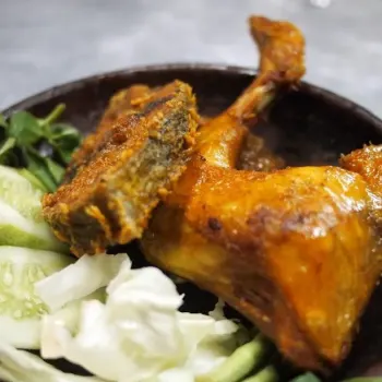 Ayam Penyet