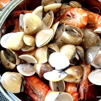 Steamed Seafood Overload Pot
