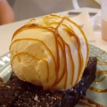 Salted Caramel Brownie