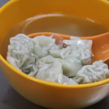 Soup With Wantan (Chinese Dumplings)