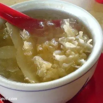 Snow Fungus (白木耳) Soup