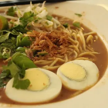 Mee Rebus