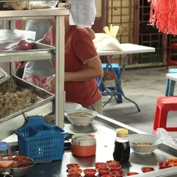 Hoo Khiew Noodles Stall