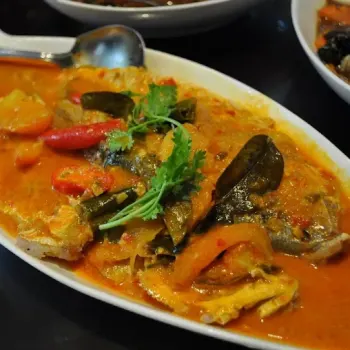 Steam Fish in Nyona Style with Pineapple