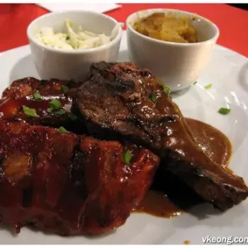 The barbecued pork ribs with lamb