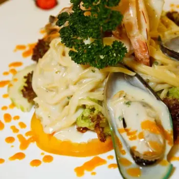 Alla Seafood Carbonara Spaghetti