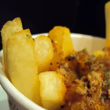 Ireland Chicken Meat SaucePotato Chips