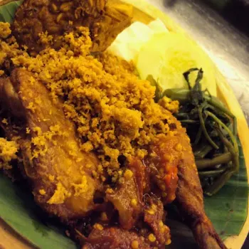 Signature Ayam Penyet