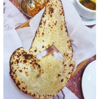 Garlic naan