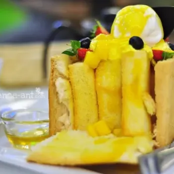 Mango Honey Toast