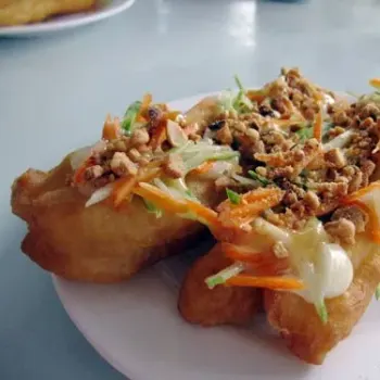 Lucky Salad Yew Char Kueh 2 pieces