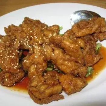 Cripspy Chicken Fillet with Marmite Sauce