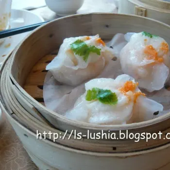 Steamed Scallop With Prawn Dumpling
