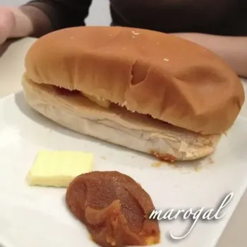 Steam Bread With Kaya And Butter