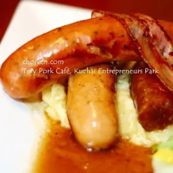 West East Sausages with Streaky Platter