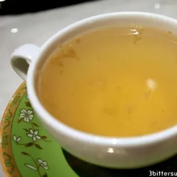 Honey Darkens The Relax Blend Of Chamomile And Hibiscus