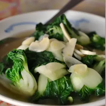 Siong Tong Nai Pak (A type of vegetable like ‘Siew Bak Choy’)