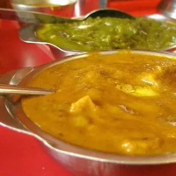 Paleek Paneer and Mushroom Dish