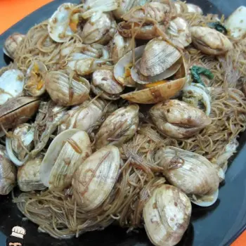 Fried Lala Mee Hoon 拉拉炒米粉