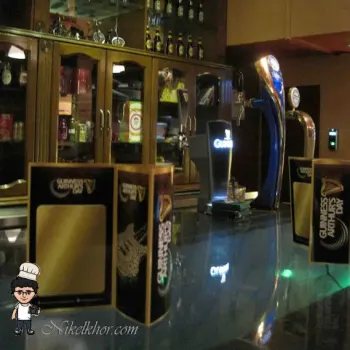  Unique Bar
