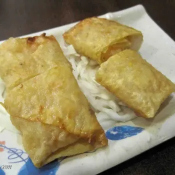 Bean Crub Roll with Seafood