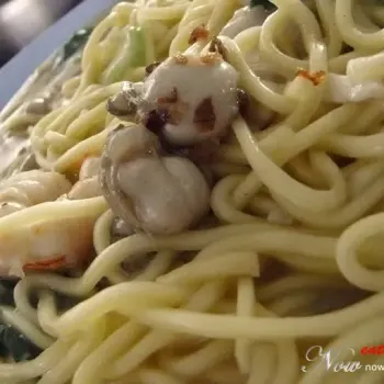 Oyster Noodle (蚝面)